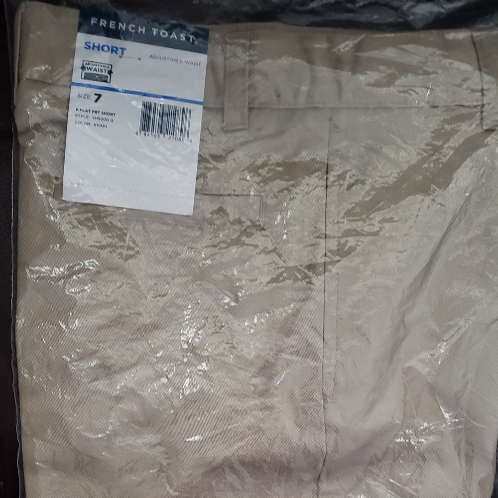 French Toast ⭐New⭐shorts khaki